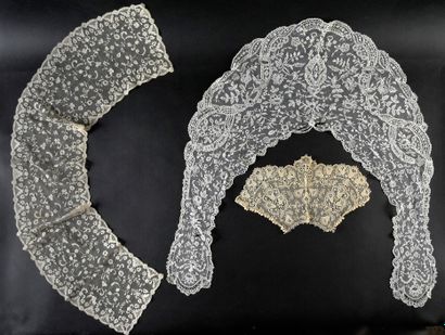 null Large collars in Brussels lace, 2nd half of the 19th century. 
 A large double...
