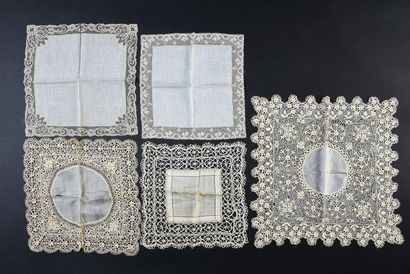 null Five handkerchiefs, bobbins, end of the XIXth and beginning of the XXth century.
Two...