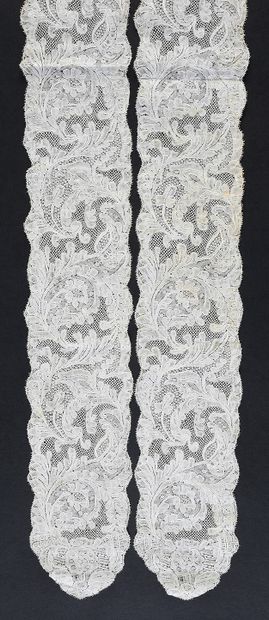 null A pair of barbs, Flanders, spindles, circa 1750-60.
Soft palms and foliage cutting...