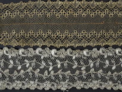 null Borders and documents in metallic lace and silk, spindles, France, XIXth century.
Of...