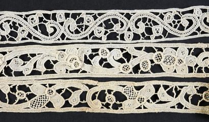 null Seven lengths of needle lace for household linen, early twentieth century.
Three...
