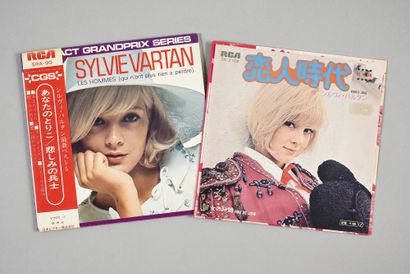 null SYLVIE VARTAN (1944): Singer and actress. 2 Japanese 45 rpm records, published...