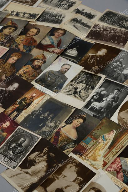null IMPERIAL FAMILY
Nice set of about 95 old postcards, photographic prints and...