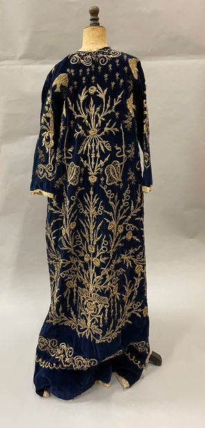 null Wedding caftan, Turkey, second half of the nineteenth century, midnight blue...