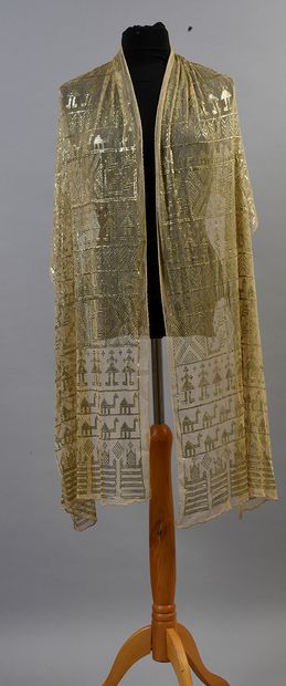 null Etole brodé, Assiout, Egypte, vers 1920-1930, résille de coton brodée sans envers...