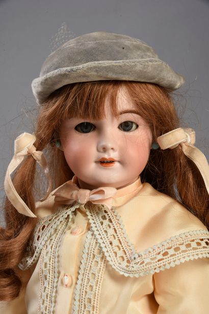 null French doll, with bisque head marked SFBJ 301
PARIS 8, open mouth, blue sleeping...