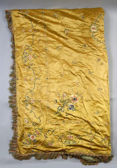 null Embroidered bedspread, workshops of Canton, China for Europe, late eighteenth-early...