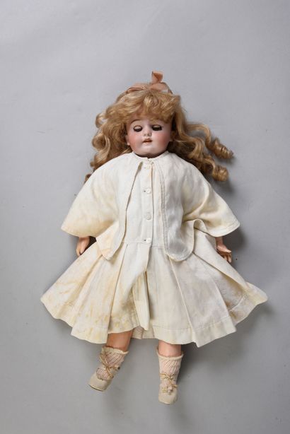 null German doll, with bisque head, open mouth, marked 1078 - SIMON & HALBIG, blue...