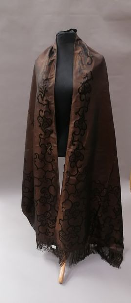 null 472. Stole, circa 1880, taffeta liseré changing black and chocolate decorated...