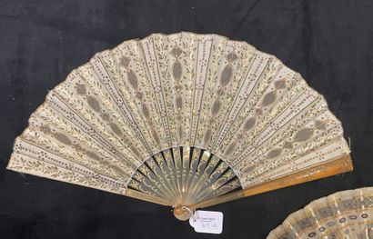 null Sequins, circa 1900-1920
Two fans.
*One, the leaf in tulle and silk embroidered...