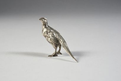 null Solid silver pheasant.
Minerve hallmark first title.
H. : 5 cm
Weight 70 g