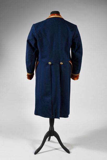 null Navy blue veniery outfit with amaranth facings, veniery braids, Deniau-Richard...