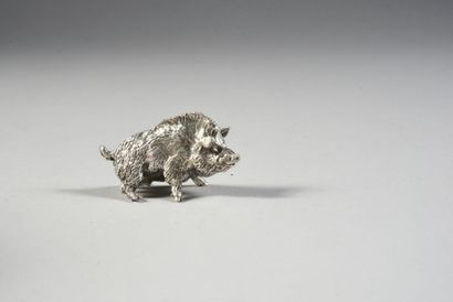 null Solid silver boar
Minerve hallmark first title.
H. : 2,7 cm, L. : 5 cm
Weight...