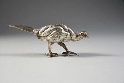 null Solid silver pheasant.
Minerve hallmark first title.
H. : 6,5 cm, L. : 17 cm
Weight...