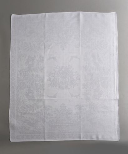 null Suite of twenty-two hunting towels, mid-19th century. 
 In linen damask with...