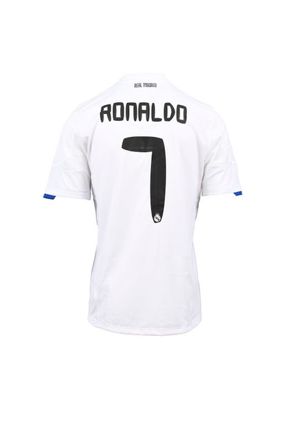 null Cristiano Ronaldo. Attaquant. Maillot n°7 du Real Madrid porté lors de la saison...