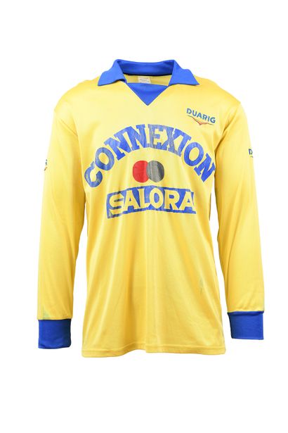 null Toulon SC. Jersey n°4 worn during the season 1988-1989. Variation of the used...