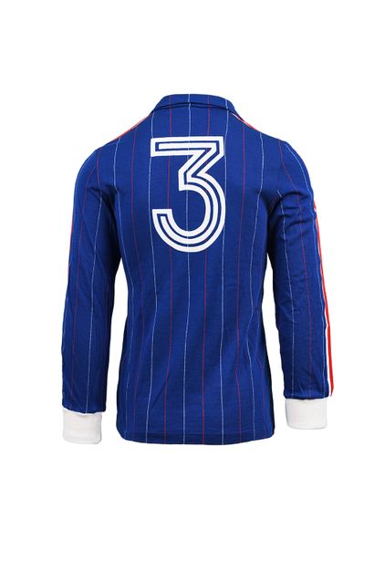 null Jersey n°3 of the French youth team worn during the International season 1981-1982....