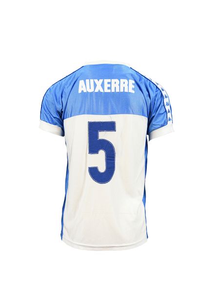 null Claude Barret. Defender. Jersey n°5 worn with AJ Auxerre during the 1985-1986...