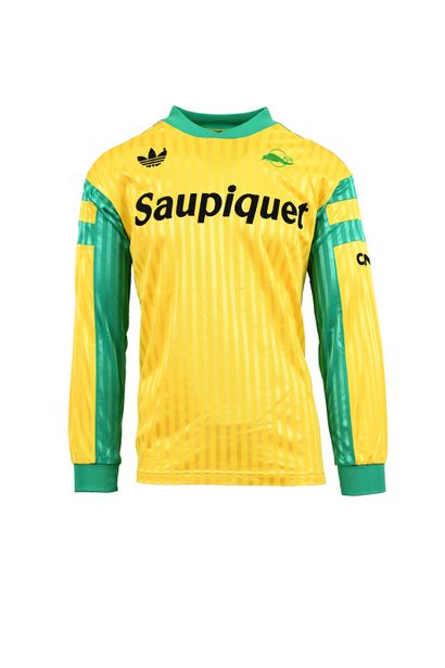 null Jean-Michel Ferri. Midfielder. FC Nantes jersey n°6 worn during the 1991-1992...