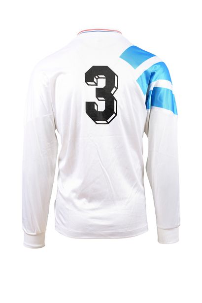 null Jocelyn Angloma. Défenseur. Maillot n°3 de l'Olympique de Marseille porté lors...