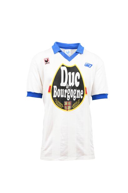null Enzo Scifo. Midfielder. Jersey n°10 of AJ Auxerre worn during the 1990-1991...