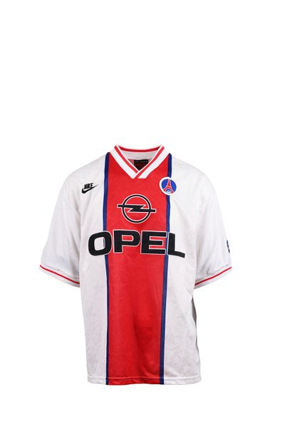 null Paris Saint-Germain. Maillot n°6 de la saison 1995-1996. Possiblement utilisé...