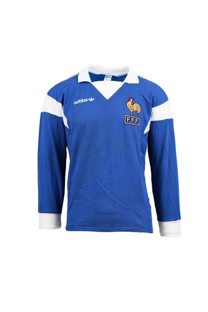 Jersey n°12 of the French youth team worn,...