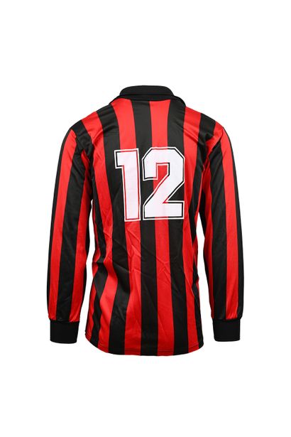 null OGC Nice. Jersey n°12 worn by the reserve or youth teams between 1983 and 1985....