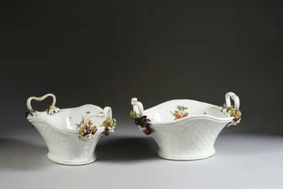 null Paire de corbeilles en porcelaine de Meissen du XVIIIe siècle Vers 1735-40,...