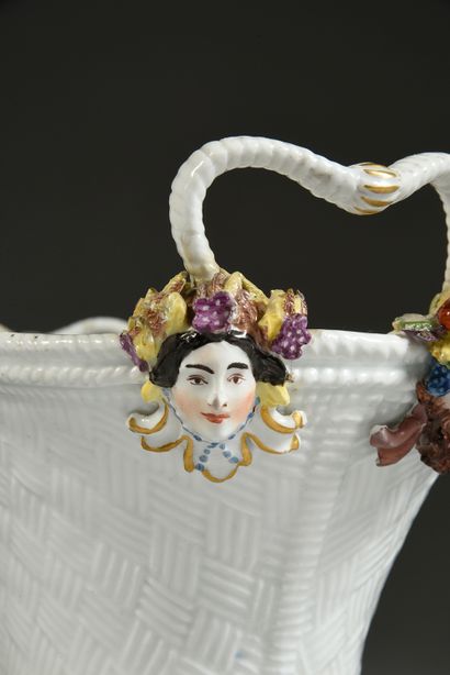 null Pair of Meissen porcelain baskets of the 18th century About 1735-40, marks in...