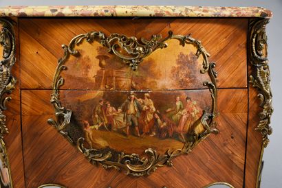 null Curved chest of drawers opening to two drawers, decorated with lacquered cartouches...