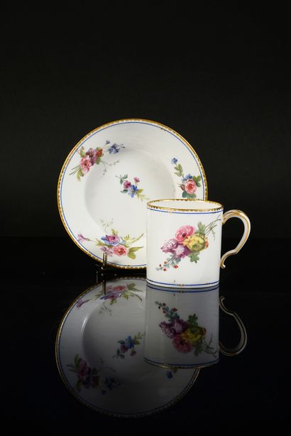 18th century Sèvres porcelain litron cup...
