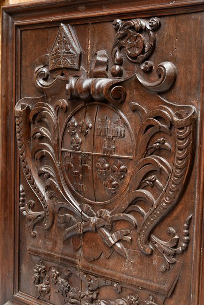 Armoiries de l'Abbaye de ROYAUMONT Carved oak (Crack)
151 x 117 cm
17th century