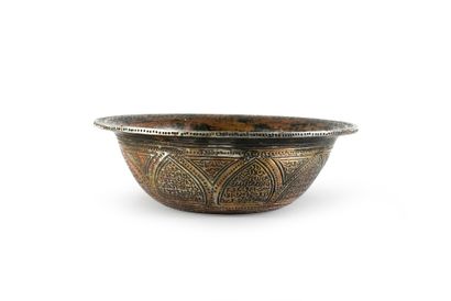 null DIVINATORY CUP called "magic" bowl, made of partially tinned copper alloy, of...