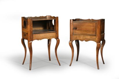 null Two bedside tables in natural wood, they rest on four cambered legs, they open...