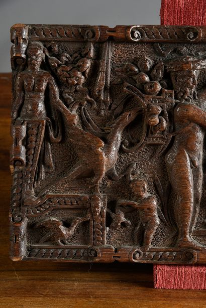 Hainaut ou Artois, XVIe siècle Two oak panels carved in high relief and polychromed...