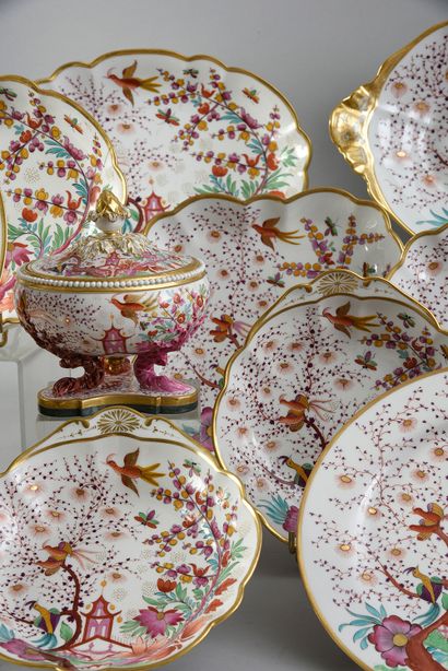 null Part of an English porcelain service (Worcester - Barr.Flight & Barr) of the...