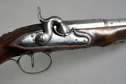 null Flintlock pistol transformed with percussion, barrel with sides then round towards...