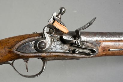 null Cavalry pistol model 1763-66 of revolutionary manufacture, lock of the "Manufacture...