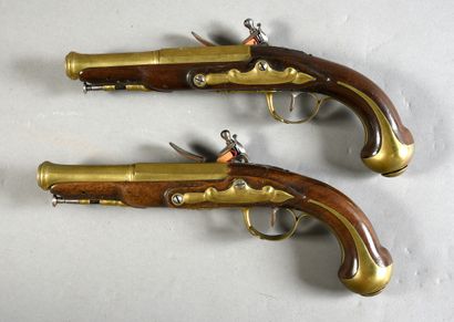 null Nice pair of flintlock pistols, mixed bronze and steel locks, bronze barrels...