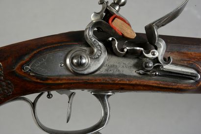 null Important pair of officer's flintlock pistols, flat-bodied flintlock locks,...