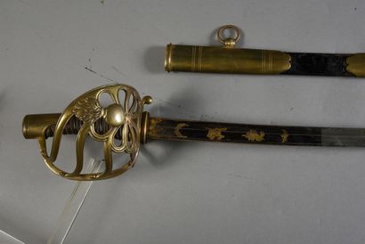 null Rifleman officer's saber, four-pronged wraparound hilt stamped with a flaming...