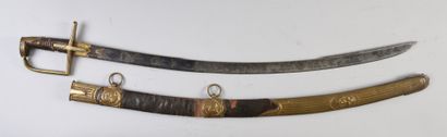 null Sabre d'officier de hussard, garde à l'allemande, fusée en cuir annelé (manques),...