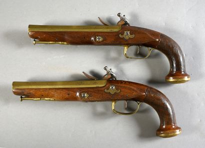 null Nice pair of flintlock pistols, mixed bronze and steel locks, bronze barrels...