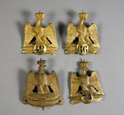 null Ensemble de quatre plaques de Shako
-Garde de Paris
-Du 46eme, 66eme et 74eme...