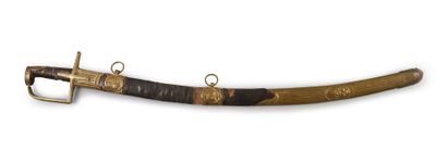 null Sabre d'officier de hussard, garde à l'allemande, fusée en cuir annelé (manques),...