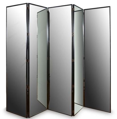 ROBIN Serge Paravent en miroir, à cinq feuillets, structure en bois noirci. H.: 2,...