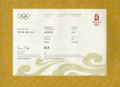 2008. Pékin Diplôme de Champion Olympique de Fernando Gago. Médaille d'or avec l'équipe...