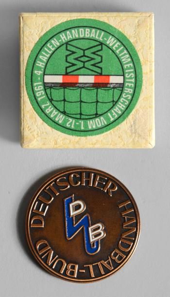 null Médaille officielle des Championnats du Monde 1961 en Allemagne. Diamètre 40...